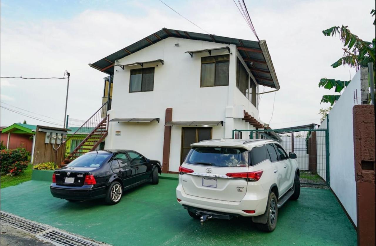 דירות Apartamento Equipado En El Centro De La Fortuna מראה חיצוני תמונה